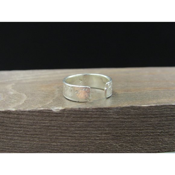 Size 3 Sterling Silver Worn Sun And Stars Toe Band Ring Vintage Statement - Picture 2 of 8